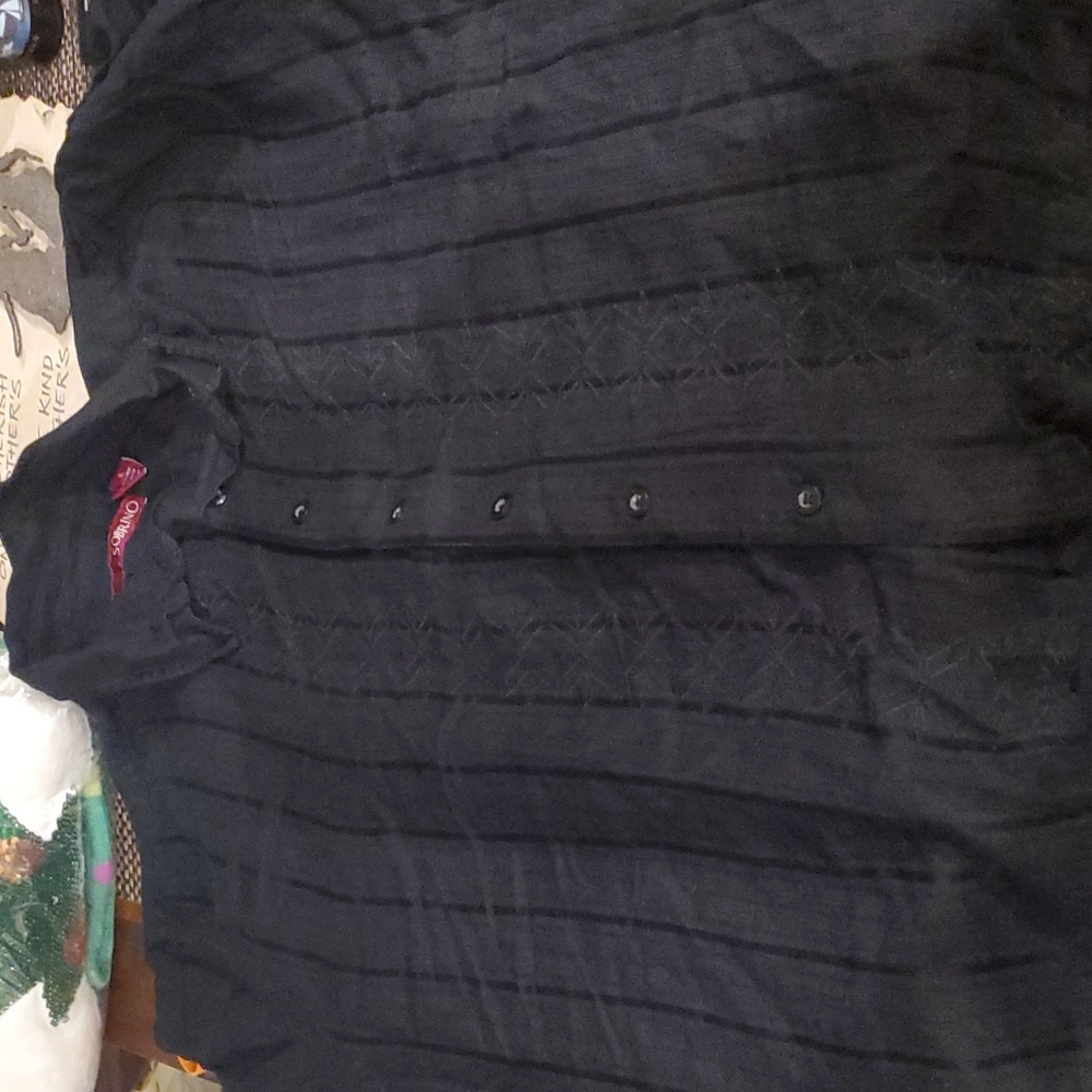 Black button-down blouse short sleeve - gently used XL